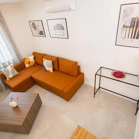 Jacuzzi House Mia * Gajana