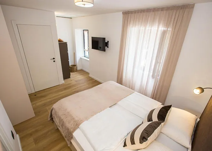 Jacuzzi House Mia *