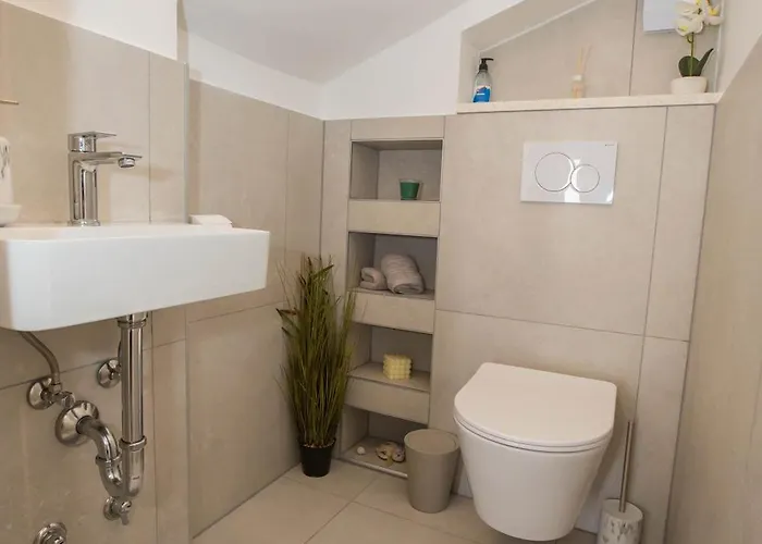 Jacuzzi House Mia Casa de Férias Gajana