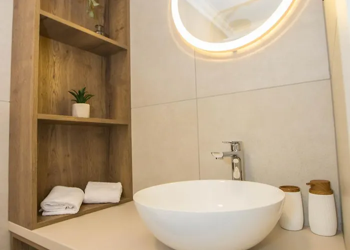 Jacuzzi House Mia