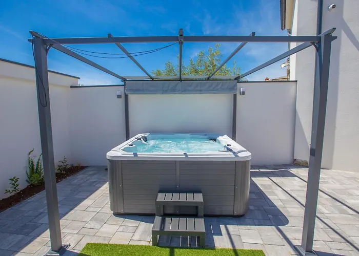 Jacuzzi House Mia Casa de Férias *