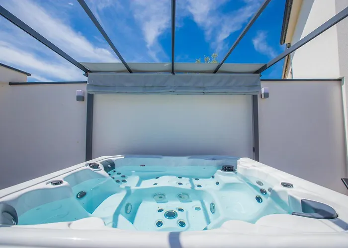 Casa de Férias Jacuzzi House Mia *