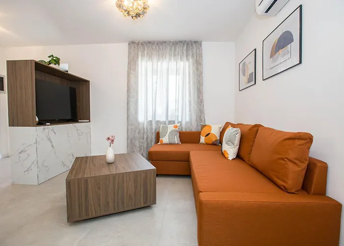 Casa de Férias Jacuzzi House Mia Gajana