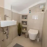Jacuzzi House Mia Ferienhaus Gajana