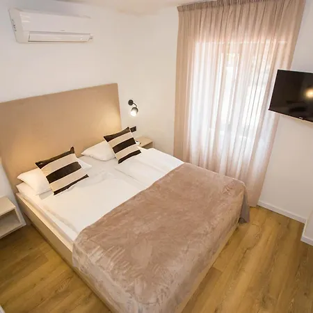 Vakantiehuis Jacuzzi House Mia